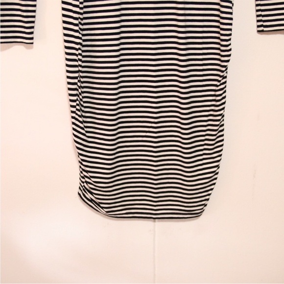 Bar III Long Sleeve Body con Striped Dress - Picture 10 of 10
